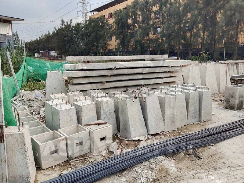 เสาปูน หลักนำโค้ง หลักกิโลเมตร เสาคสล