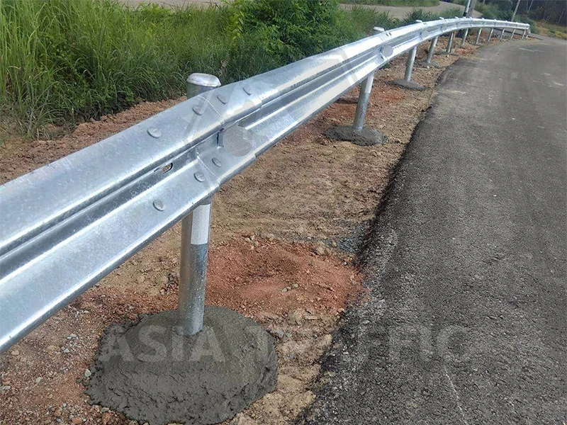 ผลงานติดตั้งราวกันอันตราย